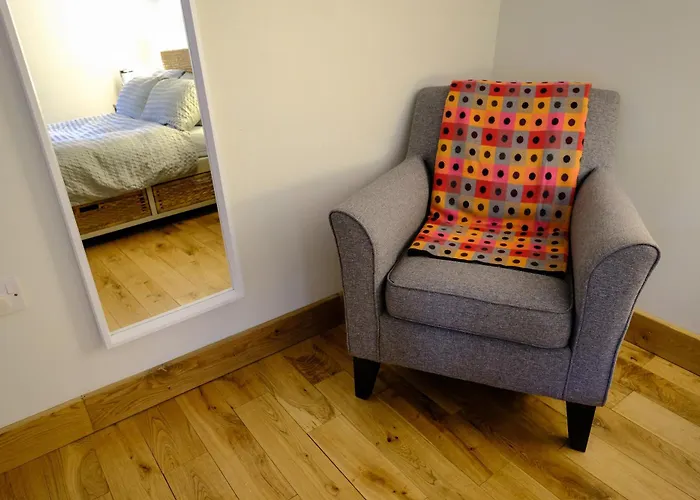 Rhyd Y Geifr, Cosy Barn Conversion In Maerdy