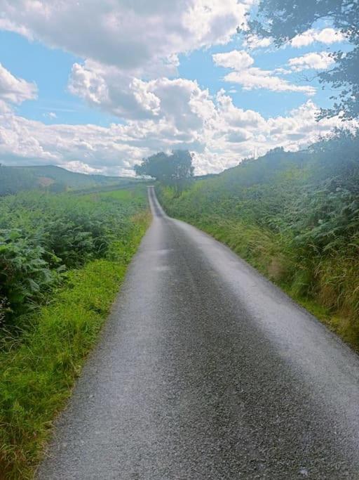 Rhyd Y Geifr, Cosy Barn Conversion In Maerdy Holiday home *