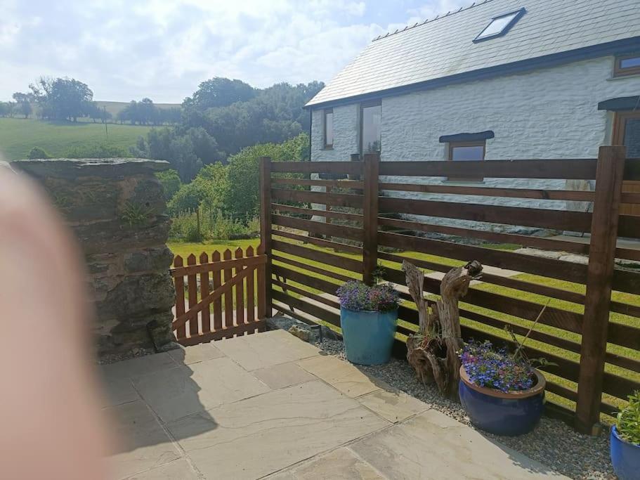 Rhyd Y Geifr, Cosy Barn Conversion In Maerdy