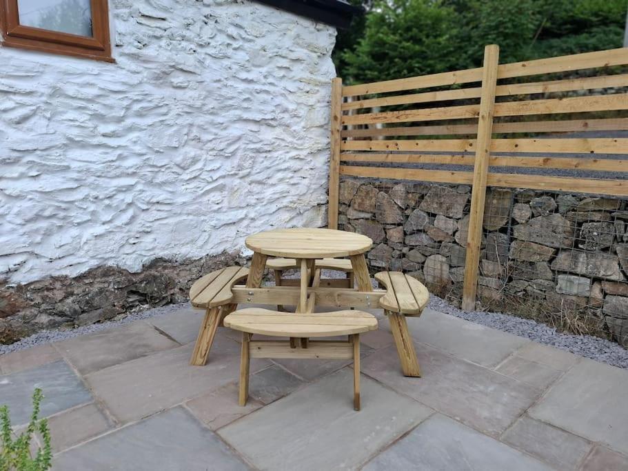 Rhyd Y Geifr, Cosy Barn Conversion In Maerdy Holiday home Corwen