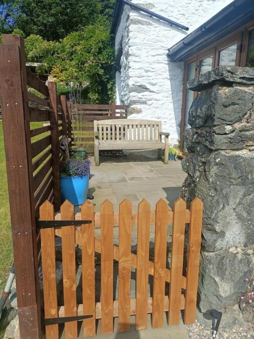 Rhyd Y Geifr, Cosy Barn Conversion In Maerdy * Corwen
