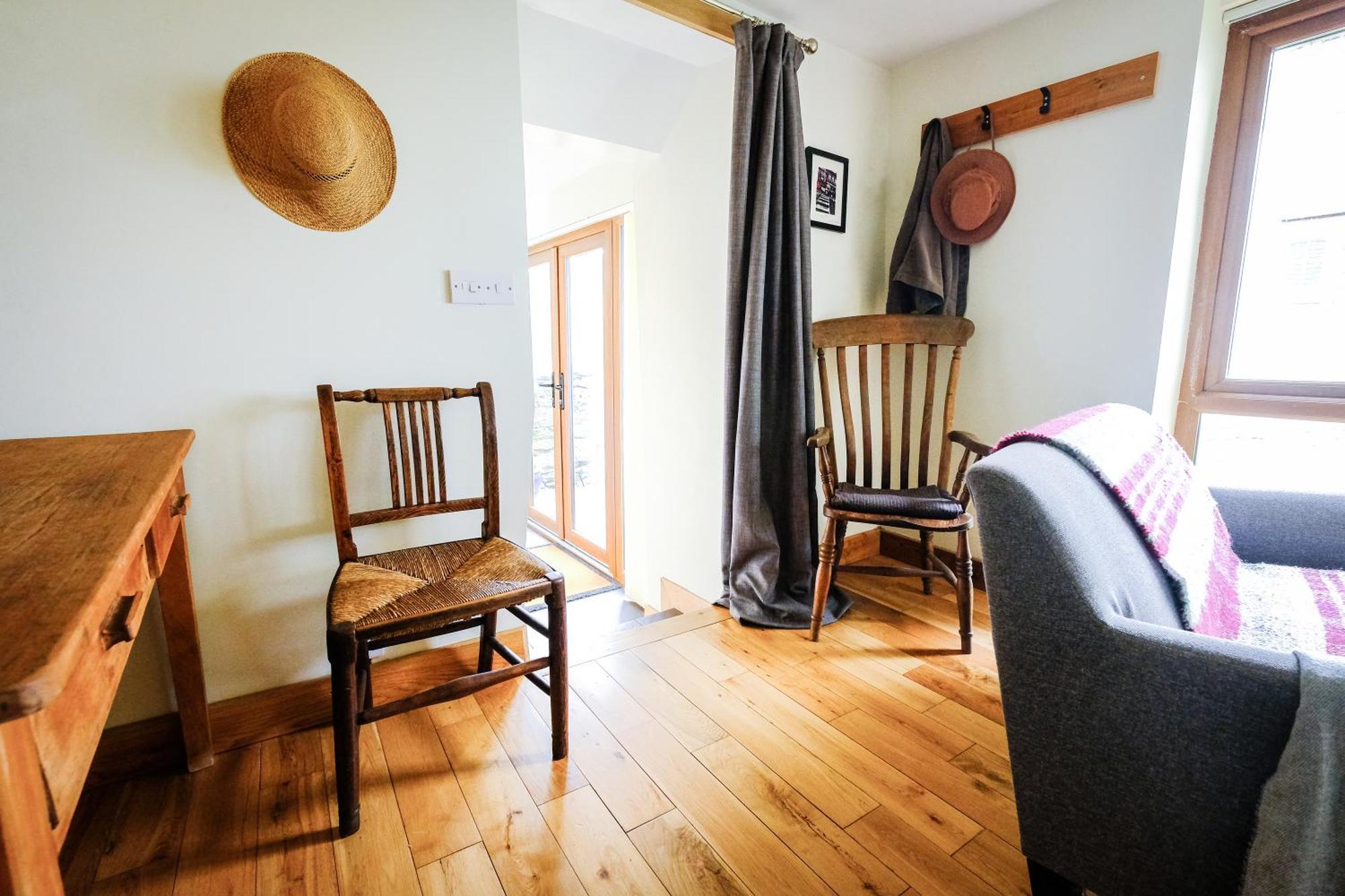 Rhyd Y Geifr, Cosy Barn Conversion In Maerdy Holiday home *